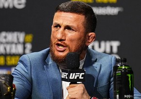 Грузинский боец защитил титул чемпиона UFC в легчайшем весе