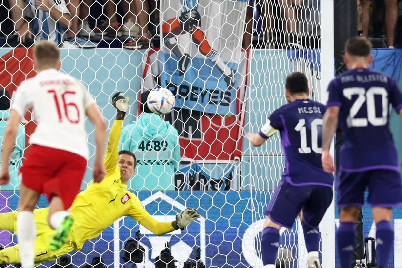 Polşa millisinin qapıçısı mundiallar tarixinin rekordunu təkrarlayıb