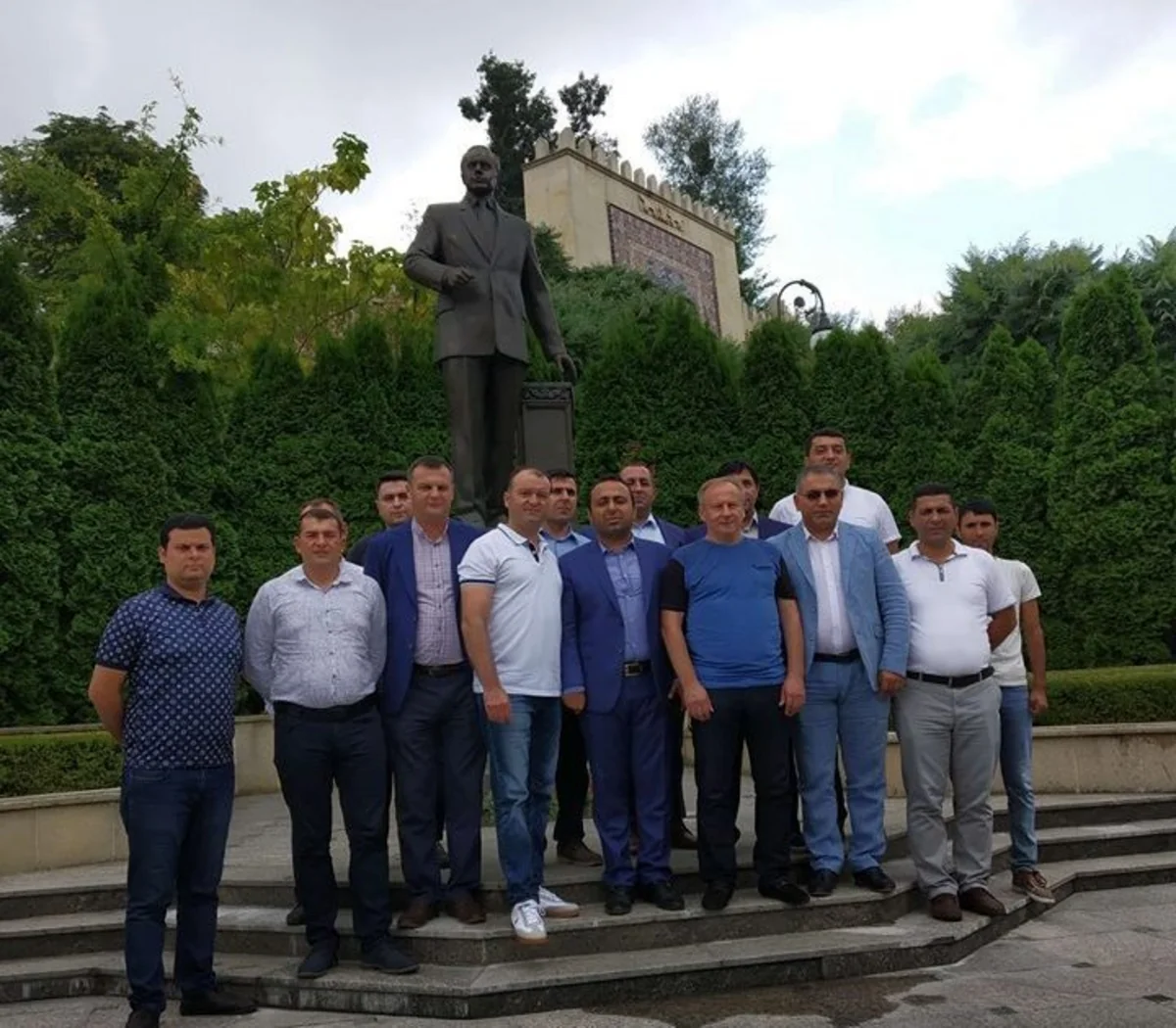 Azərbaycanın Ukraynadakı səfirliyində Bakıdan gedən bir qrup idman jurnalisti ilə görüş keçirilib