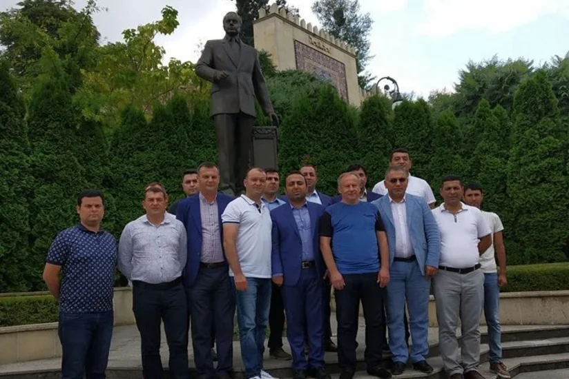 Azərbaycanın Ukraynadakı səfirliyində Bakıdan gedən bir qrup idman jurnalisti ilə görüş keçirilib