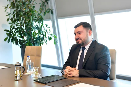 Minister of Economy meets with Yukselish competition winners