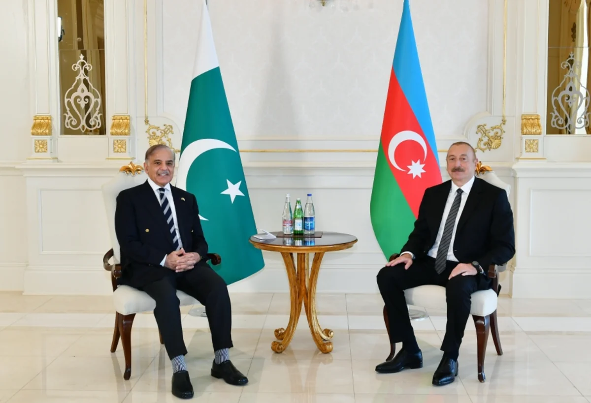 Ilham Aliyev holds one-on-one meeting with Muhammad Shehbaz Sharif - UPDATED