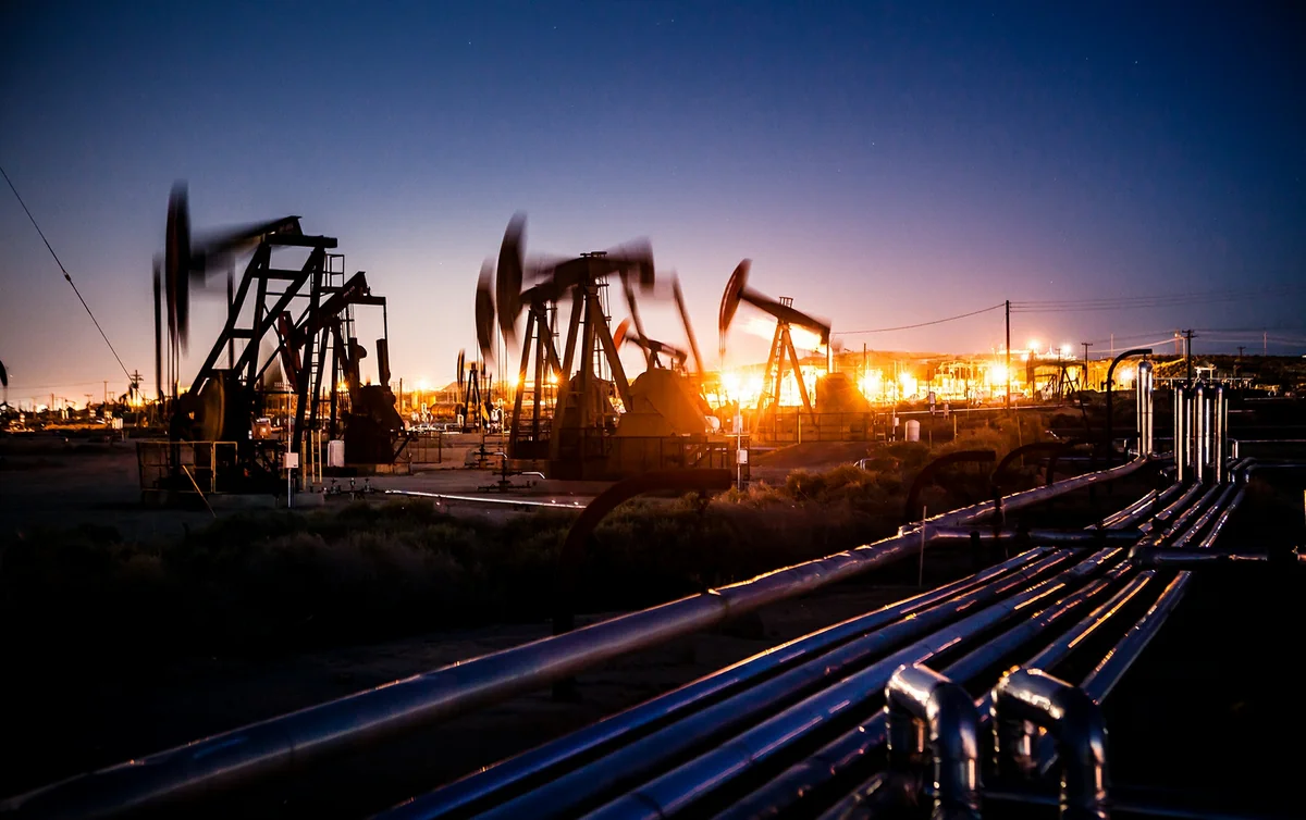 Səudiyyə Ərəbistanı yüngül neftin qiymətini artıra bilər