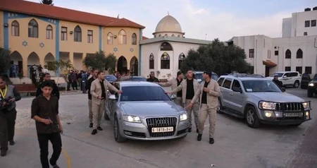 Device explodes near Palestinian prime minister's convoy: 7 injured