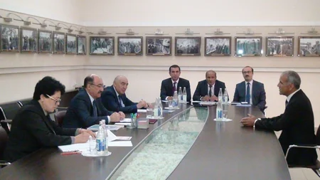 Şamaxı sakinləri Əbülfəs Qarayevdən rayondakı mağaraya inventar nömrəsinin verilməsini istəyiblər