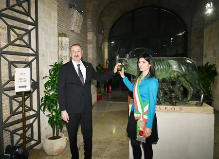 İlham Əliyev Romanın meri ilə görüşdü