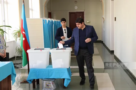 Uqandalı beynəlxalq müşahidəçi: Proses demokratik qaydalara uyğun gedir