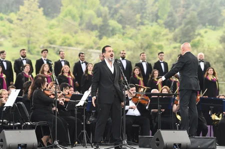 Şuşada “Xarıbülbül” musiqi festivalı başa çatıb - YENİLƏNİB - 2