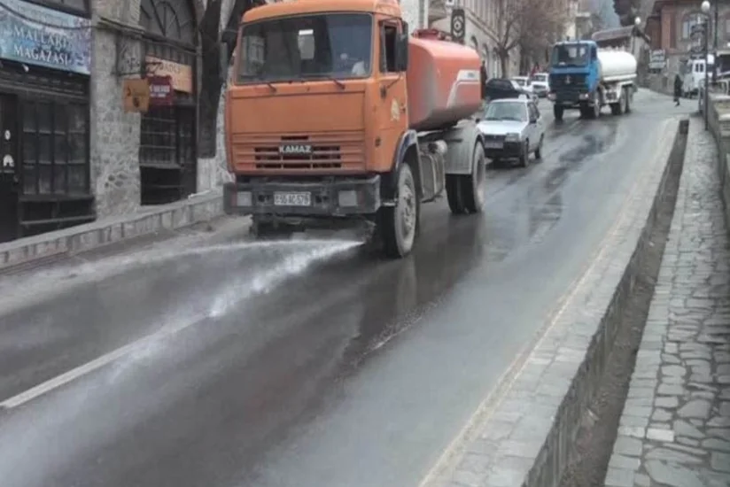 Şəkinin küçə və prospektləri dezinfeksiya olunur - VİDEO - FOTO
