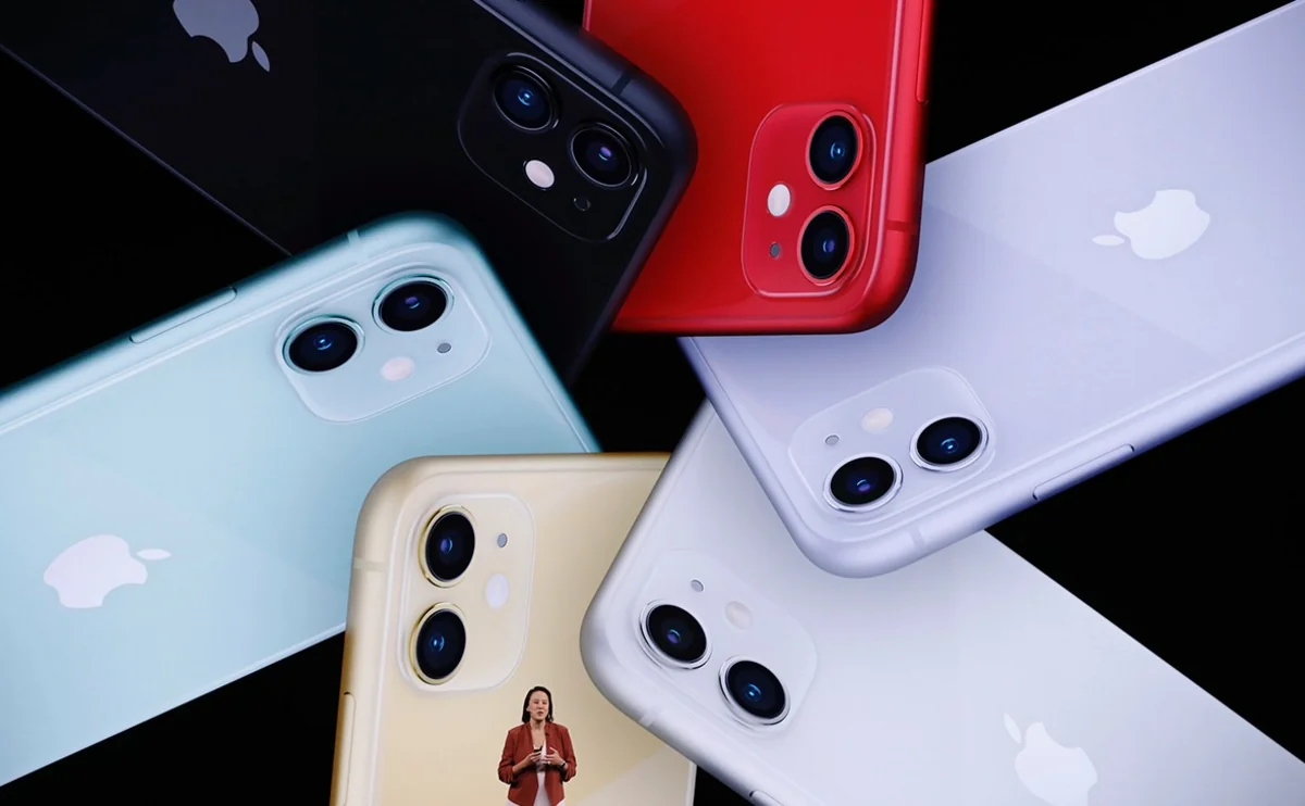 Apple представила три новых iPhone
