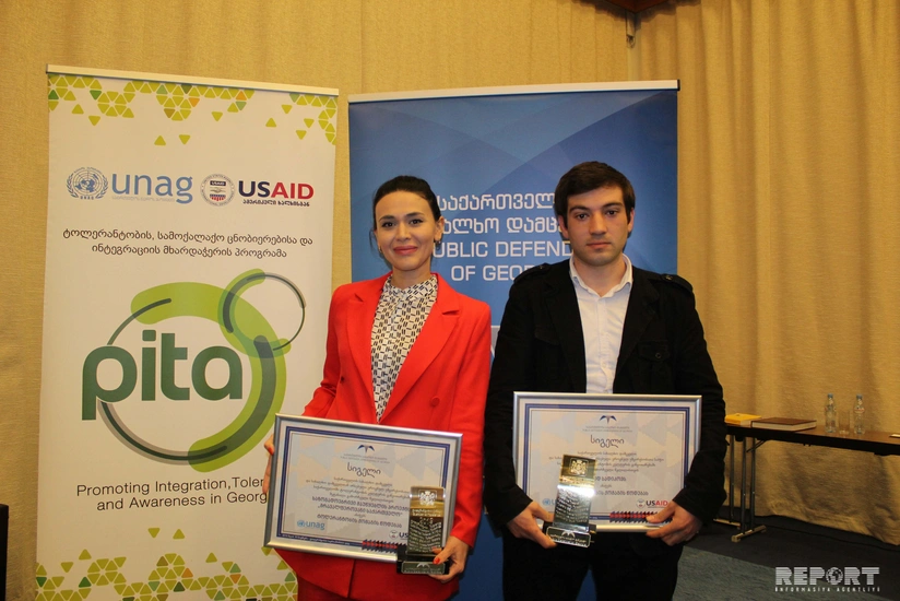 Gürcüstan ombudsmanı azərbaycanlı gəncləri mükafatlandırıb