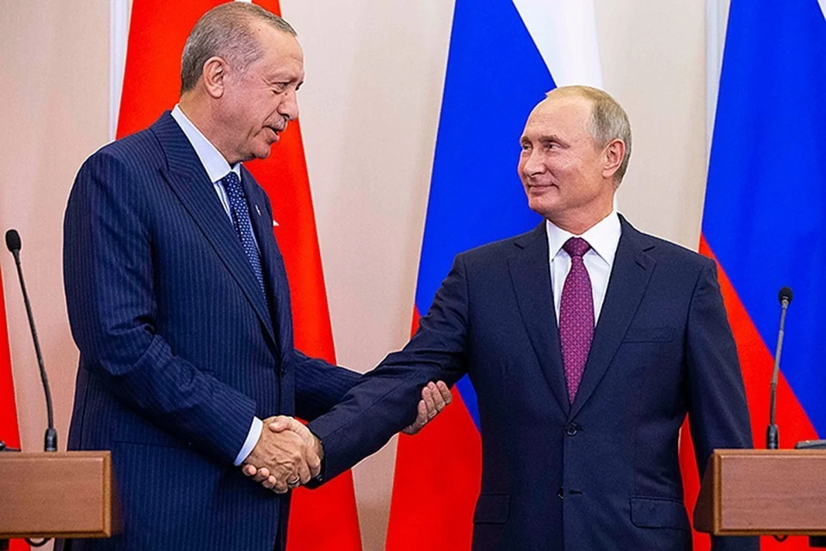 Путин поздравил Эрдогана, отметив успешное развитие отношений с Турцией