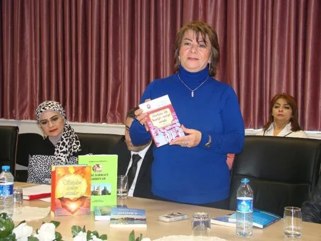 Mərkəzi Elmi Kitabxanada Azərbaycan Ədəbiyyatı Fondunun inciləri təqdim edilib
