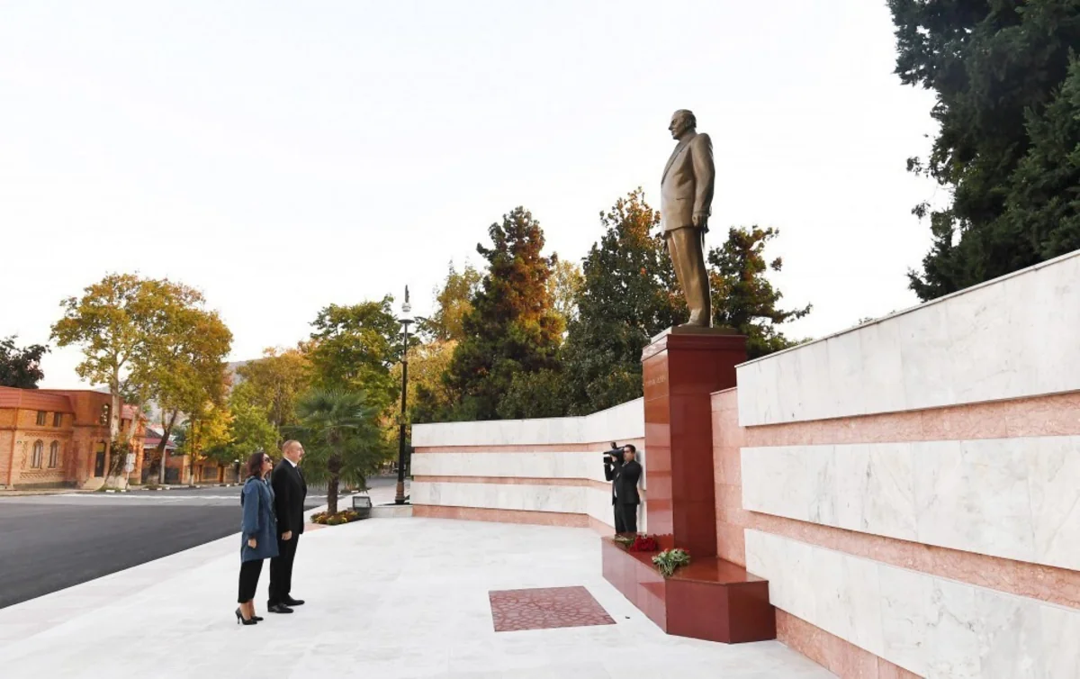 Prezident İlham Əliyev Qax rayonuna səfərə gedib