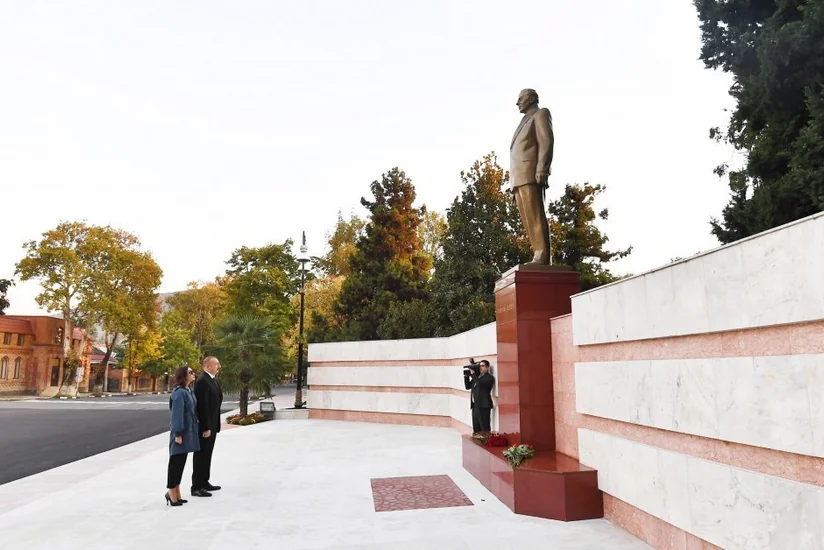 Prezident İlham Əliyev Qax rayonuna səfərə gedib