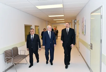 Prezident İlham Əliyev Ağsu Rayon Mərkəzi Xəstəxanasının yeni binasının açılışında iştirak edib
