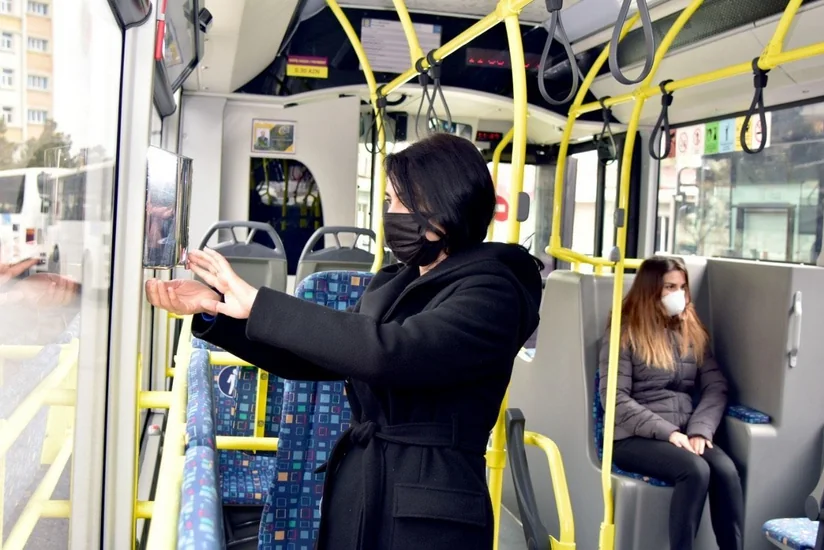 Marşrut avtobuslarında dezinfeksiyaedici məhlul yerləşdirilib