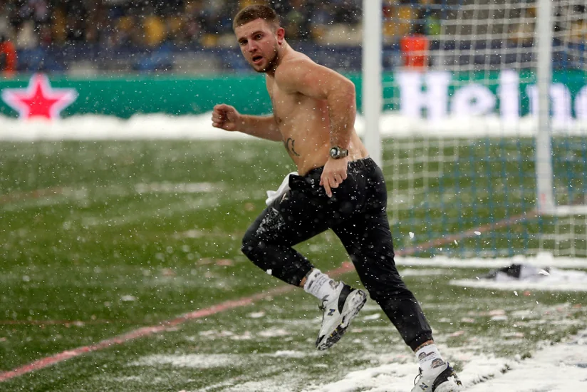 Dinamo - Bavariya matçında meydana azarkeş daxil olub