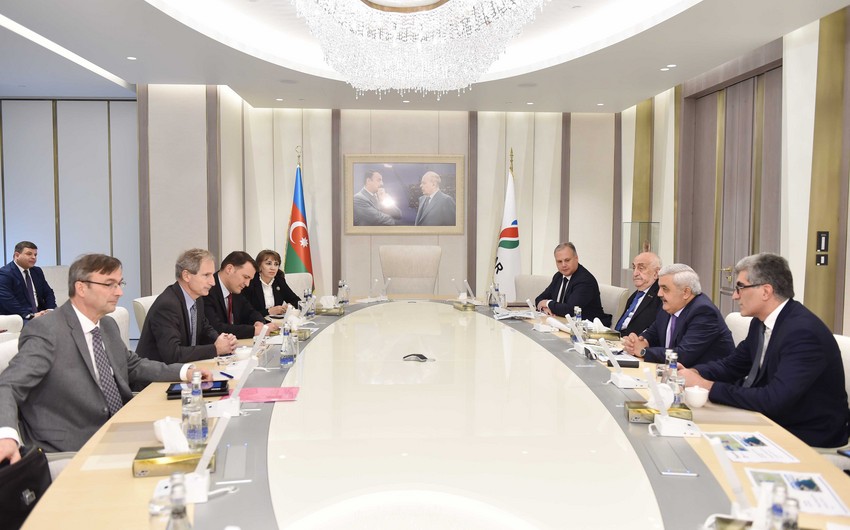 SOCAR və “Total” gələcək əməkdaşlıq perspektivlərini müzakirə edib
