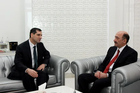 Əbülfəs Qarayev Türkiyənin yeni səfiri ilə görüşüb