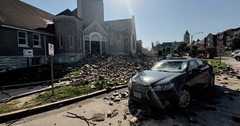 At least 7 people dead in wake of severe storms in Missouri