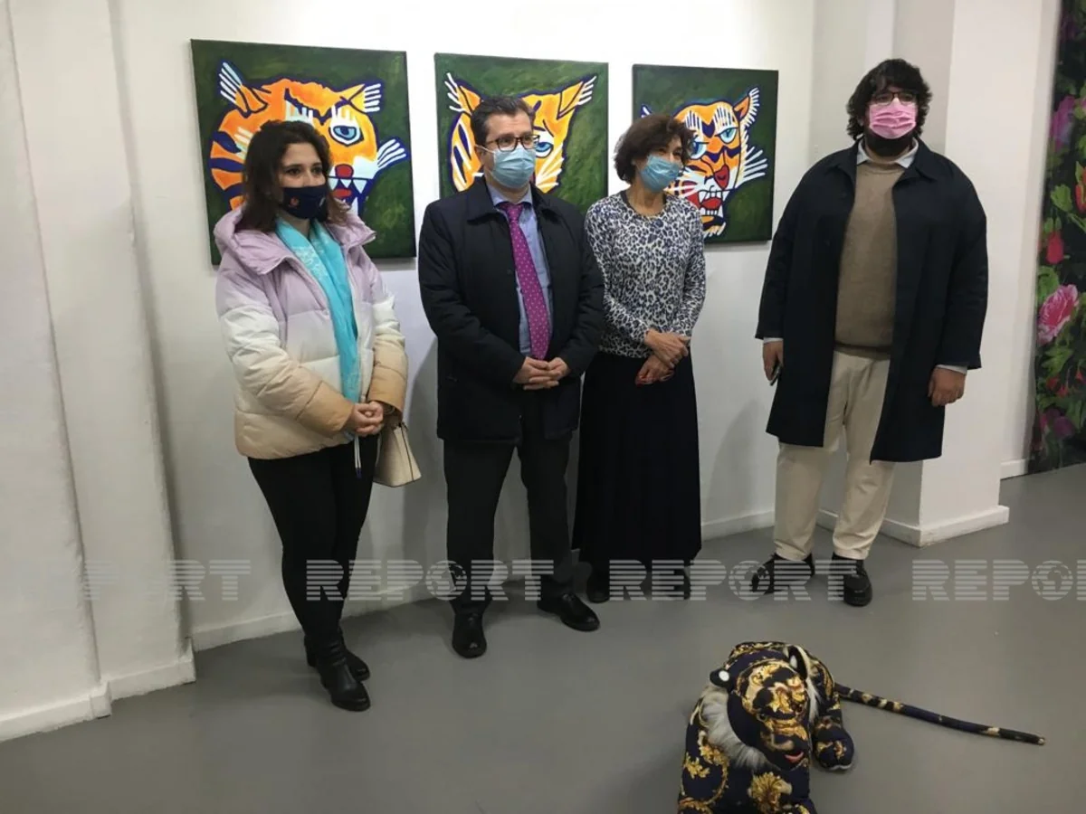 Solo exhibition of Azerbaijani artist gets underway in Paris