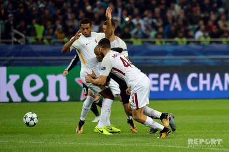 ÇL: Qarabağ  Roma qarşılaşması maraqlı anlarla yadda qalıb - FOTOREPORTAJ