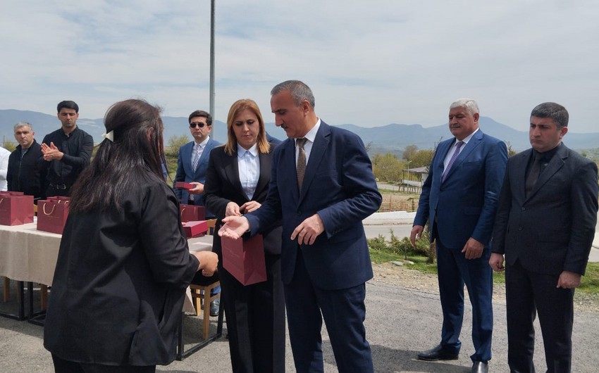 Növbəti köç karvanı Sarıcalı və Ballıca kəndlərinə çatıb, açarlar təqdim edilib - YENİLƏNİB-2