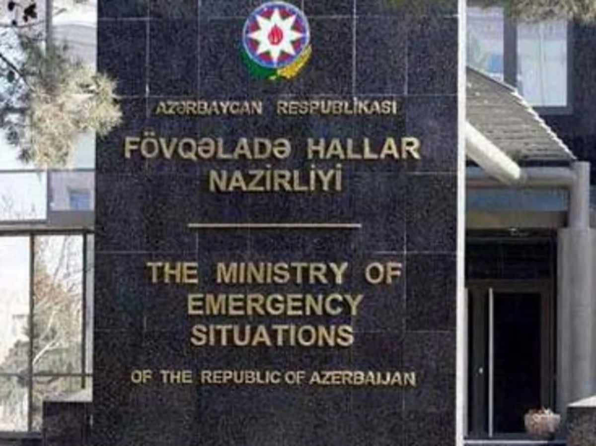 ​FHN Sumqayıtda ticarət mərkəzində yanğınla bağlı məlumatları təkzib edib