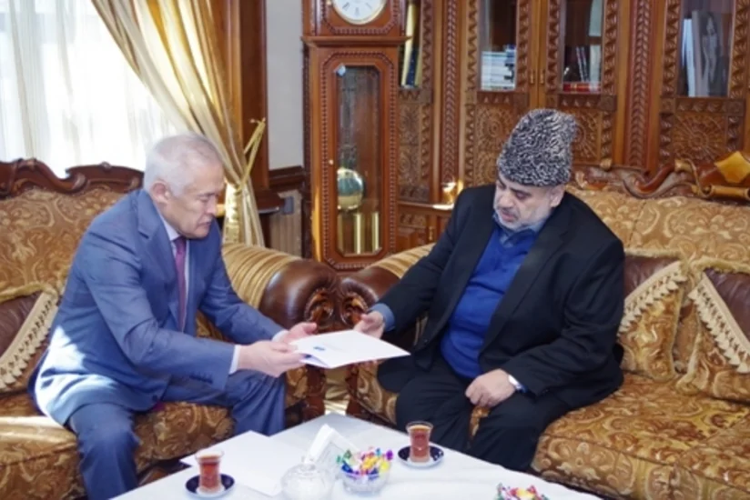 Allahşükür Paşazadə Qazaxıstanın Azərbaycandakı səfirini qəbul edib
