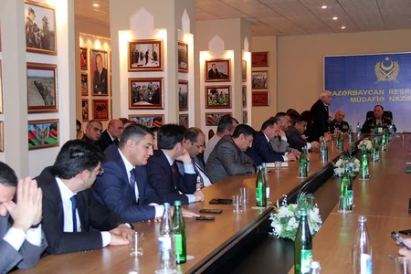 Deputy defence minister meets with mass media representatives