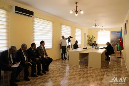 Saleh Məmmədov İsmayıllıda vətəndaşları qəbul edib