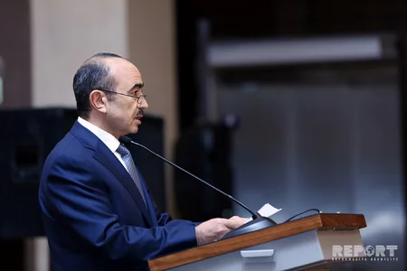 Bakıda “Azərbaycan qadınına seçki hüququ verilməsinin 100 illiyi” münasibətilə tədbir keçirilib