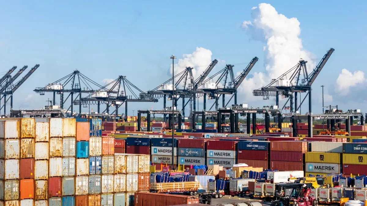 US economy to lose up to $5B daily due to port workers strike