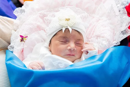 “YAŞAT” Fondu daha bir qazinin yeni doğulan övladına hesab açıb