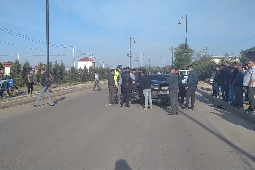 Cəlilabadda iki minik avtomobili toqquşub