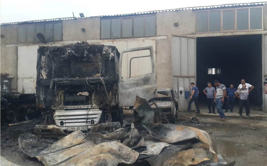 Sumqayıtda avtomobil parkında yanğın olub, ölən və xəsarət alanlar var - YENİLƏNİB - FOTO