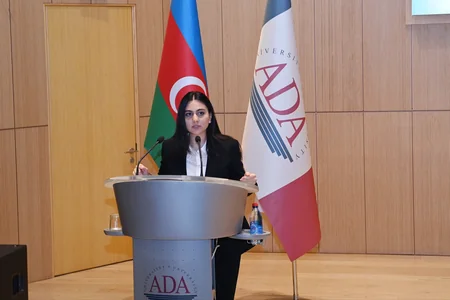 ADA Universitetində Diplomatik Protokol Bələdçisinin təqdimat mərasimi keçirilib - YENİLƏNİB