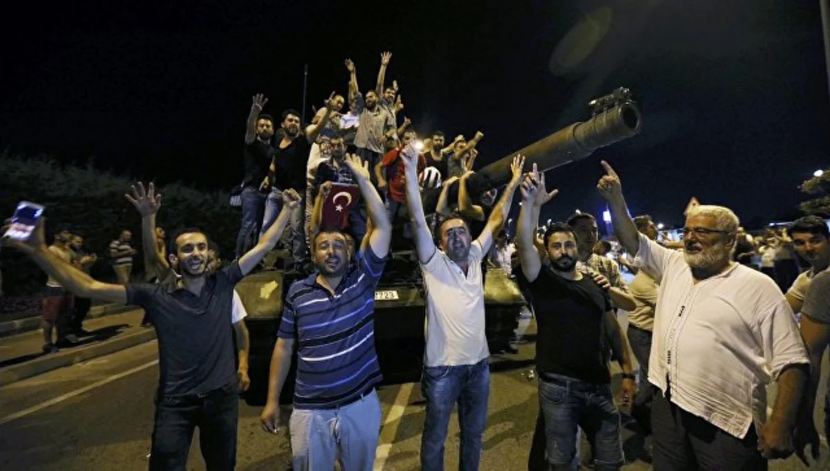​Ərdoğan: Türkiyədə dövlət çevrilişi nəticəsində 246 günahsız insan ölüb, 1536 vətəndaşımız yaralanıb