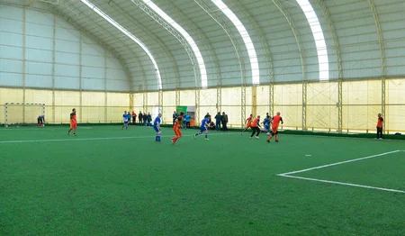 Təhsil işçiləri arasında futbol üzrə Bakı çempionatına start verilib