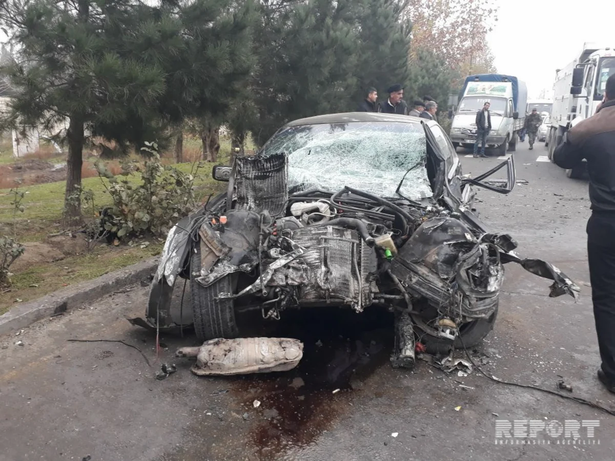 В Барде микроавтобус столкнулся с автомобилем, 11 человек пострадали