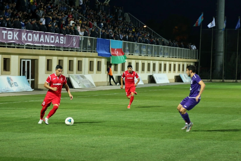 Sezar Meza Kolli: Zaur Axundov Keşlədə qalmağımı istədi
