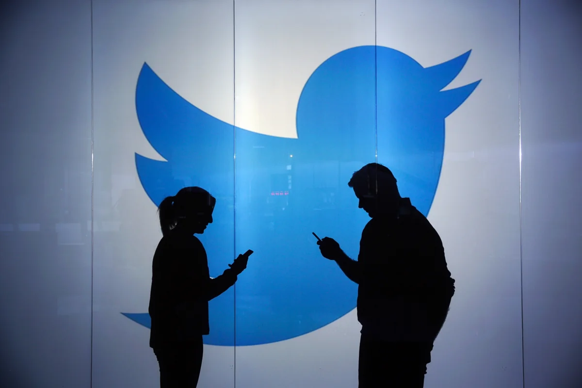 Twitterdə kütləvi ixtisarlar olub