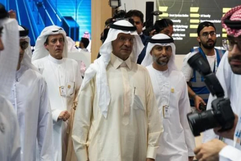Saudi Aramco səhmlərini satmaqda israrlıdır