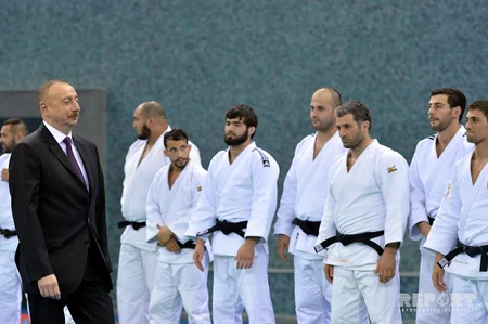 İslamiada: Prezident İlham Əliyev Azərbaycan cüdoçularına medalları təqdim edib - YENİLƏNİB-3