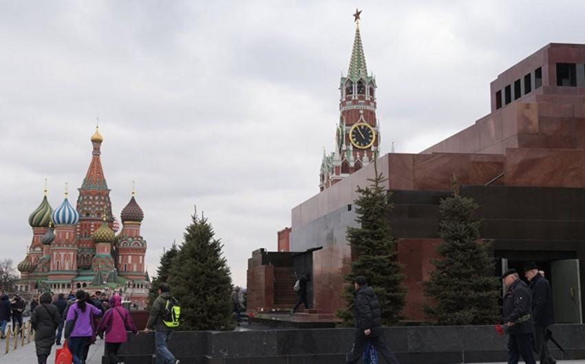 Russia proposes to bury Lenin 100 years after his death