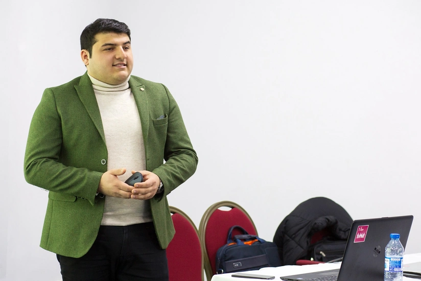 Muxtar Babayev özünə yeni müşavir təyin edib