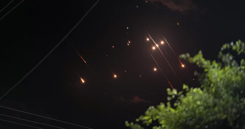 KİV: İran İsrailə yeni raket zərbələri endirib