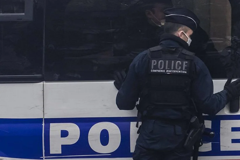 Неизвестные напали на мэра французского города Брон