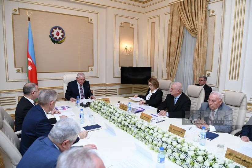 MSK-nın növbədənkənar Prezident seçkiləri ilə əlaqədar iclası keçirilib, qərarlar qəbul olunub - YENİLƏNİB